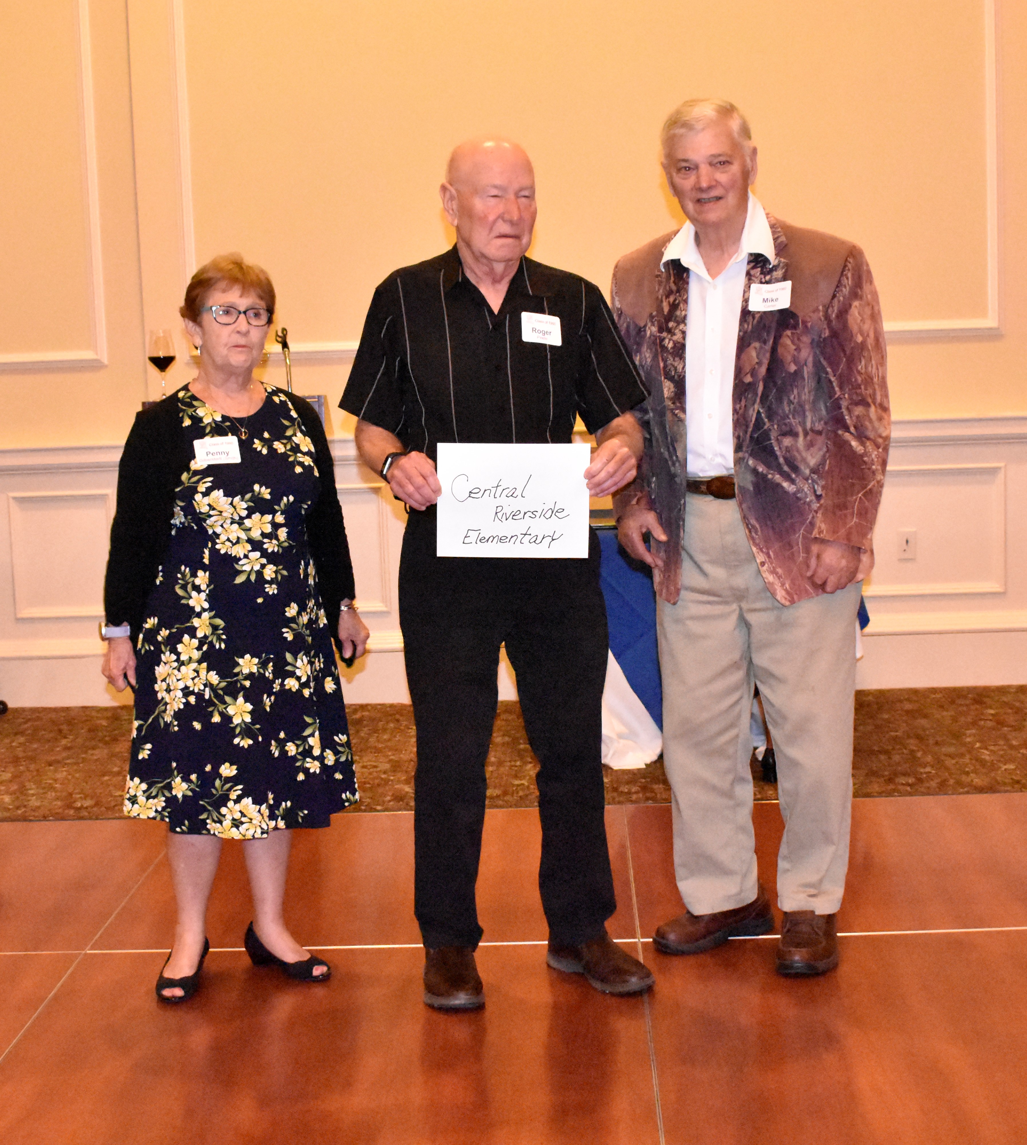 Central Riverside Elementary: Penny Gilberstadt (Smith), Roger Peele. Mike Carter